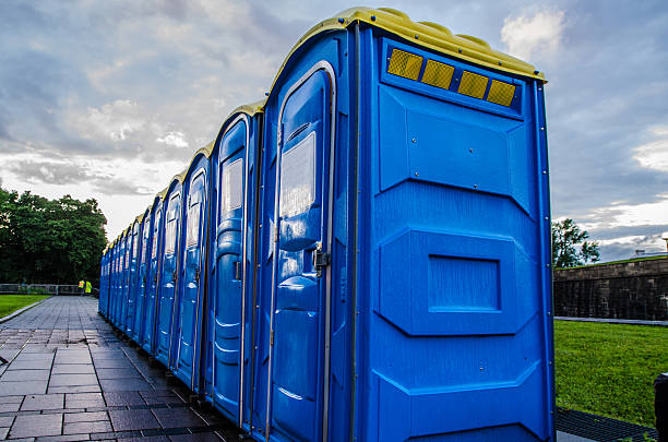 Portable Toilet Options We Offer in Davenport, IA